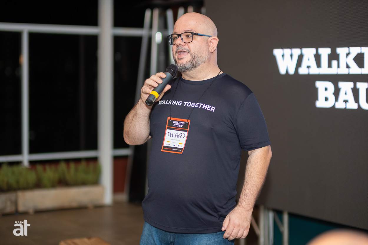 Foto — Thiago Vendrami no Walkin' Night